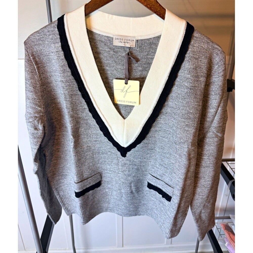 Dress Forum NWT Gray V Neck Sweater L Black Ivory Trim Preppy Varsity